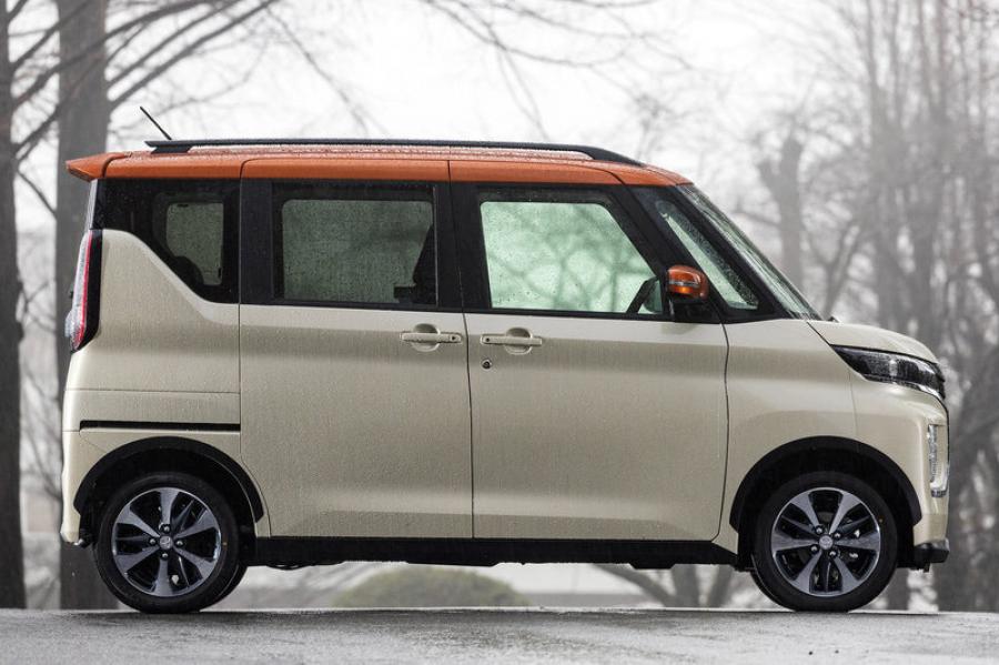  Mitsubishi eK X Space 2020 года  (фото 7 из 40)